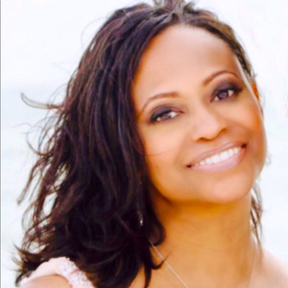 Meet your Posher, Barbara - Picture 1 of 1